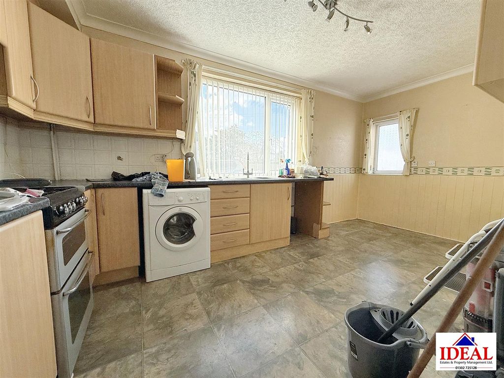 Property photo 2 of 14 Image00012.Jpg