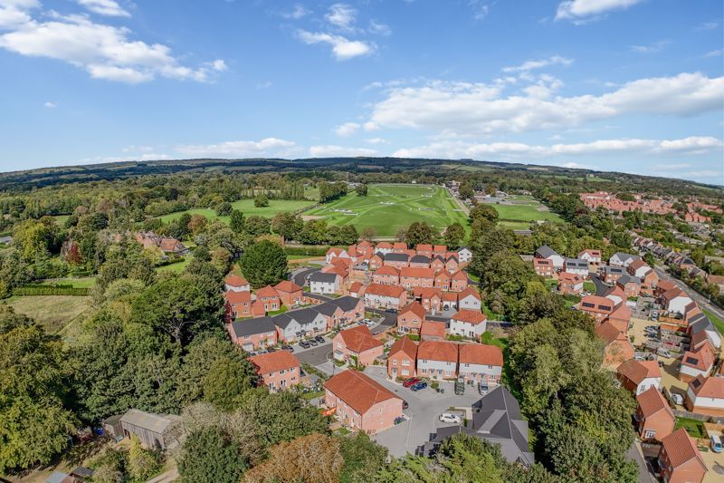 Property photo 3 of 26 Photo 4