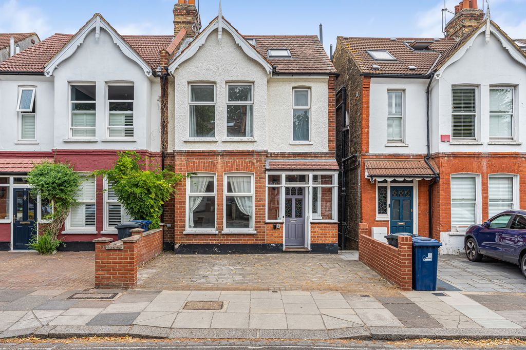 Property photo 1 of 14