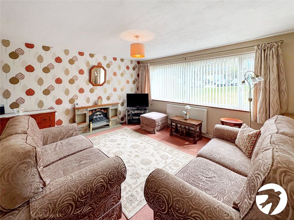 Property photo 2 of 19 Picture 2