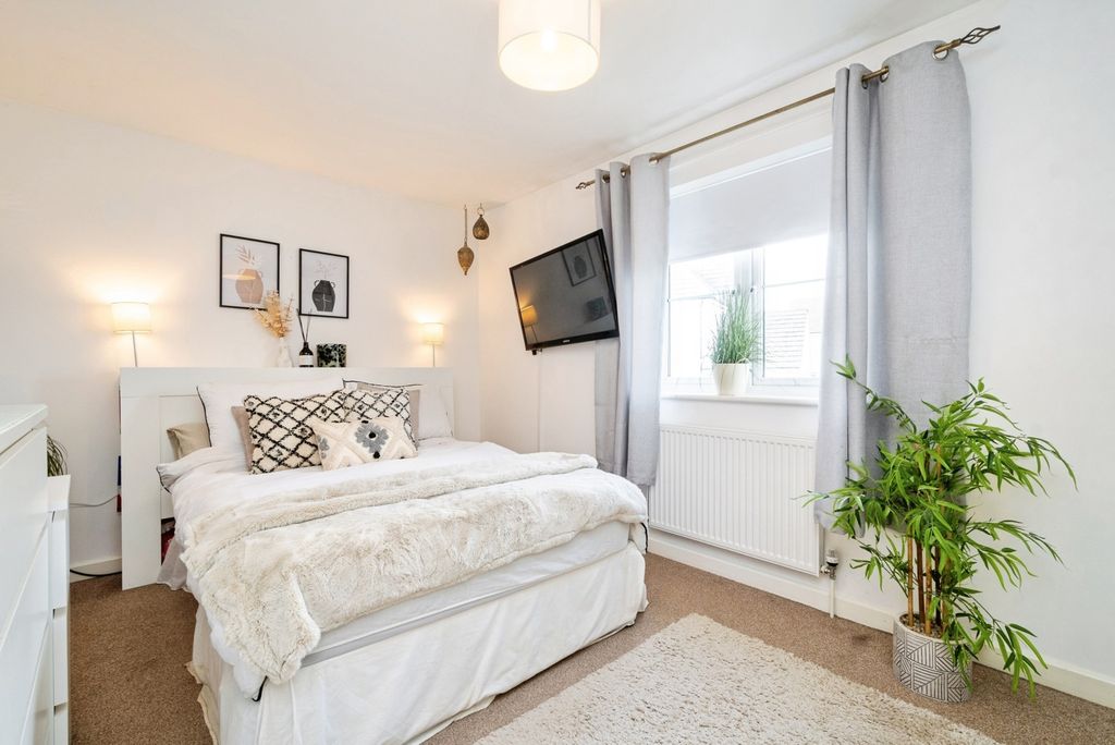 Property photo 2 of 15 Pbox-Img.Jpg