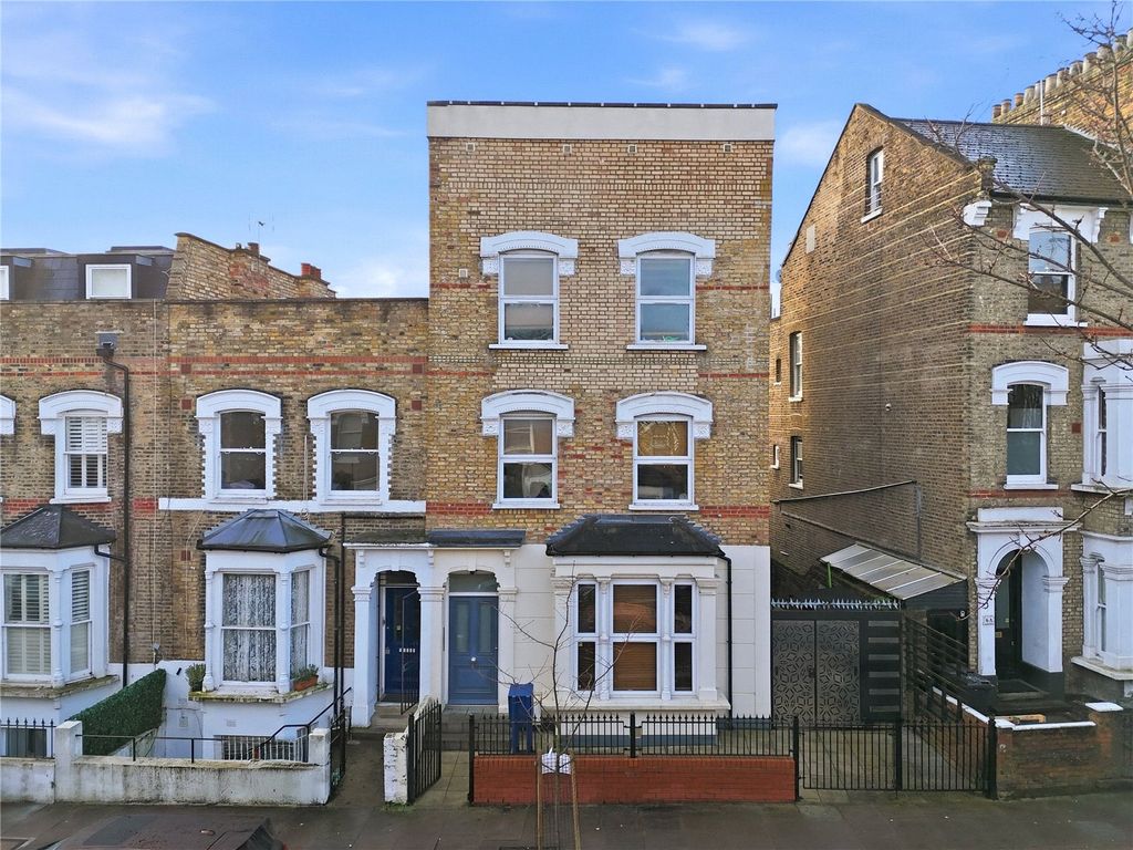 Property photo 2 of 14 Picture No. 02