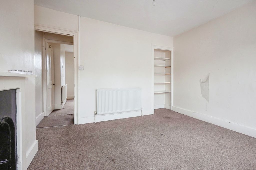 Property photo 3 of 17 Photography