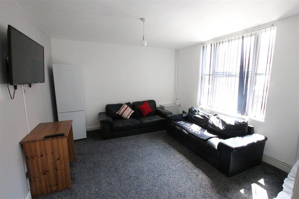 Property photo 3 of 7 Img_1531.Jpg