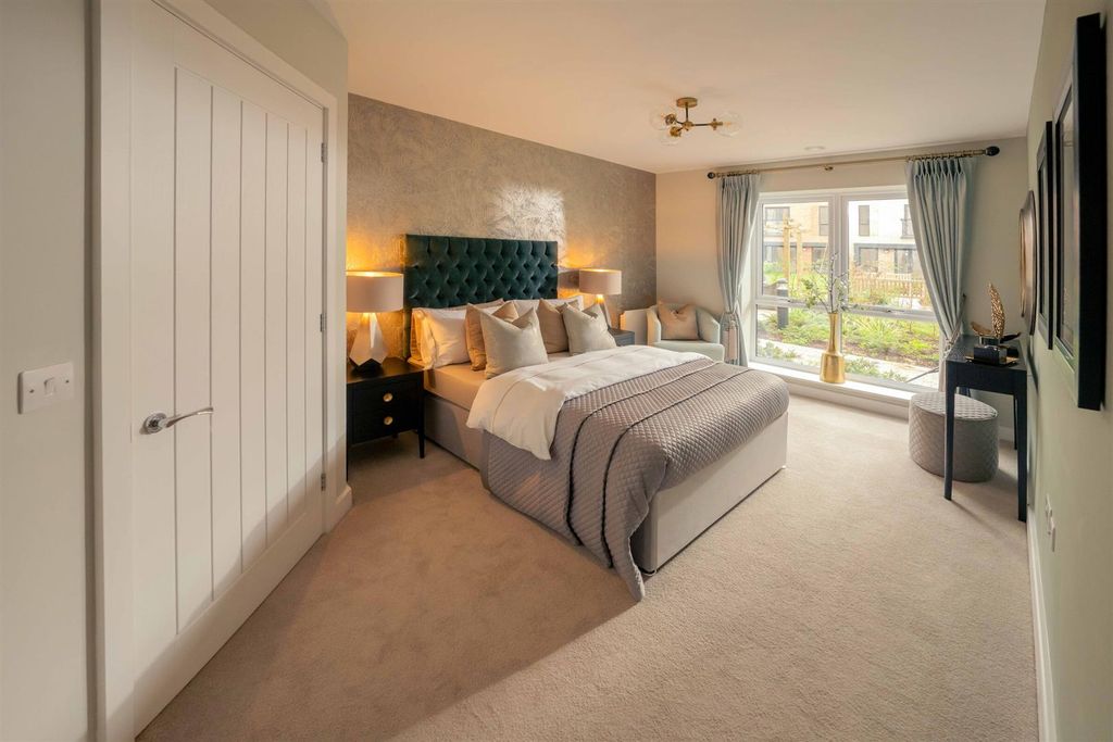 Property photo 3 of 13 2.Jpg