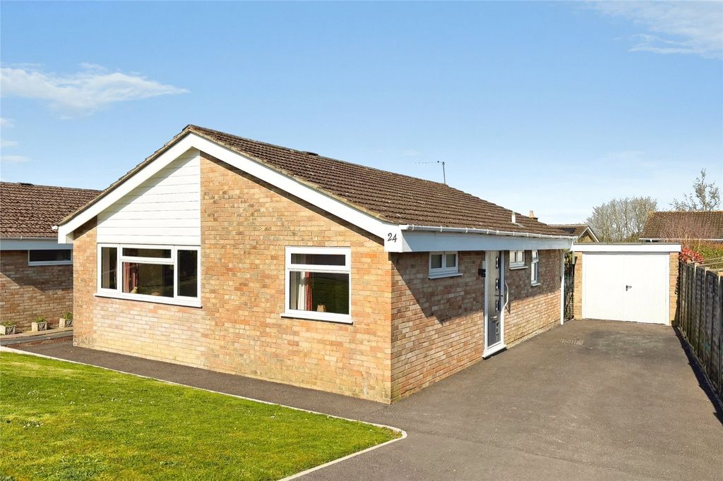 Property photo 1 of 24 External