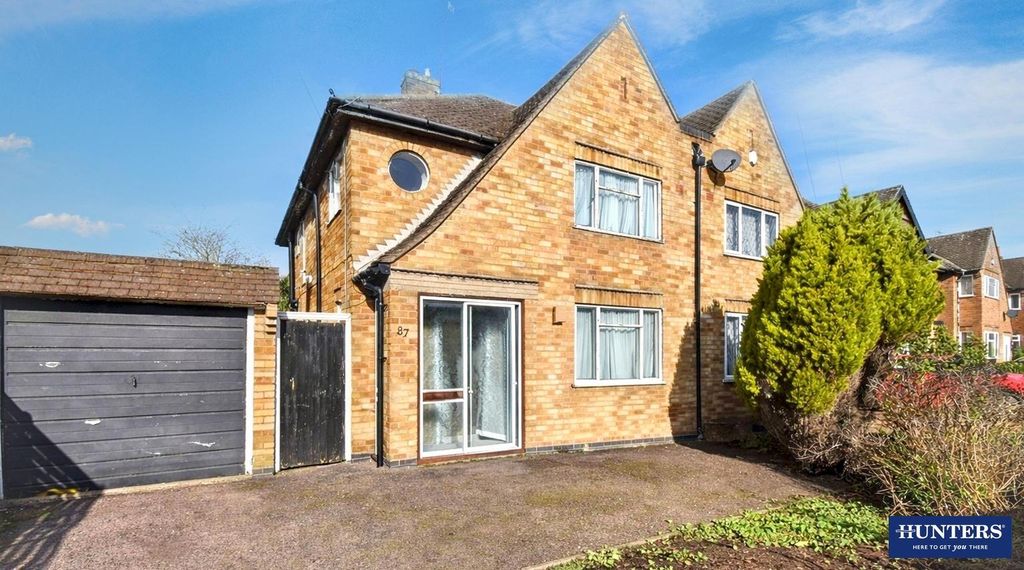 Property photo 1 of 15 Front (Exterior)