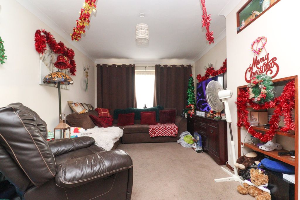 Property photo 3 of 10 Picture 3