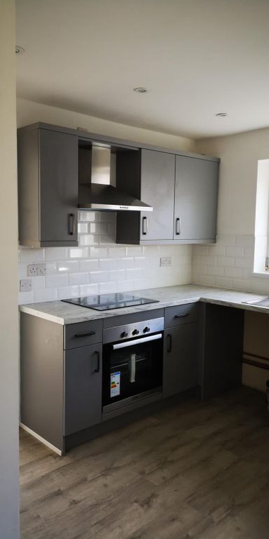 Property photo 3 of 5 Kitchen