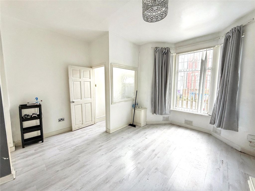 Property photo 2 of 11 Picture No. 05