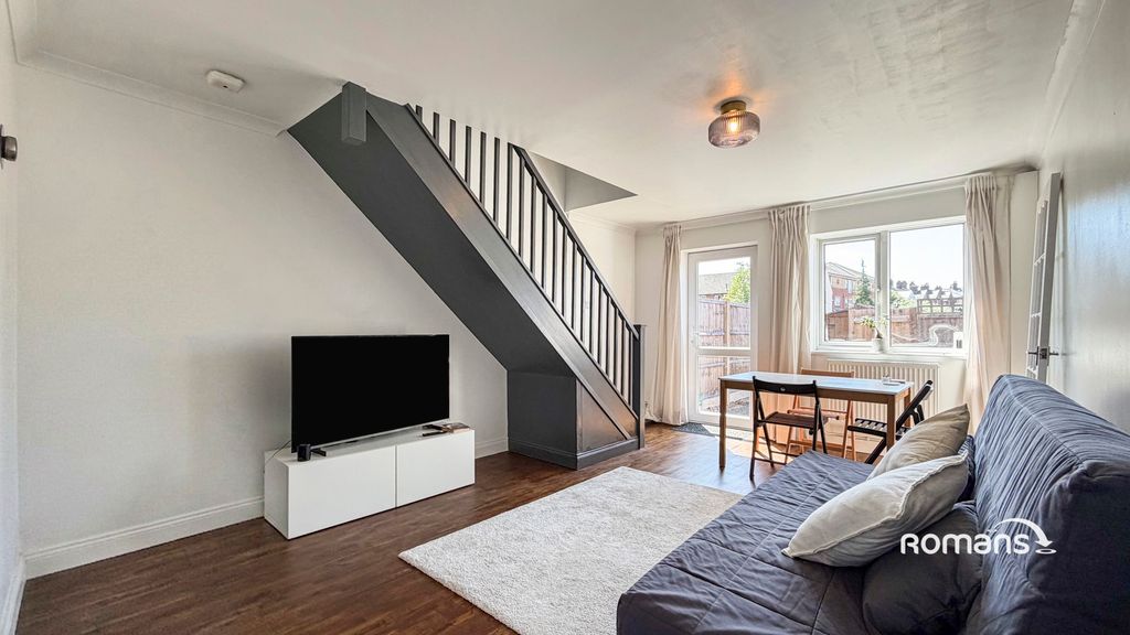 Property photo 2 of 11 Pbox-Img.Jpg