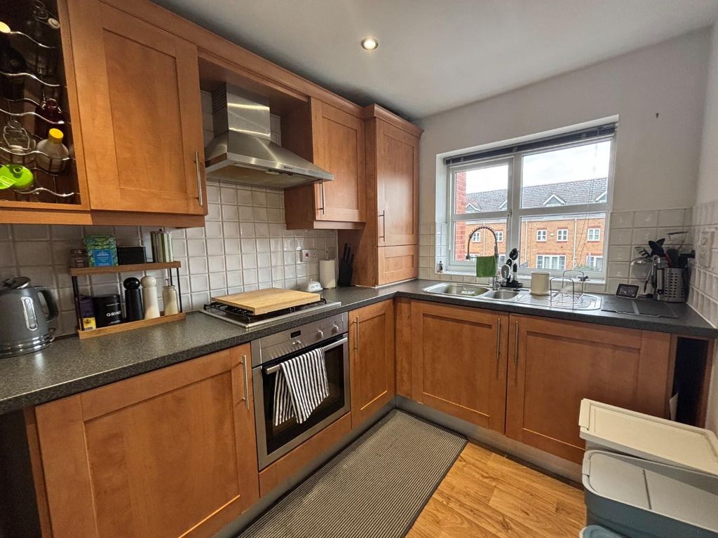 Property photo 3 of 11 Image00006.Jpeg