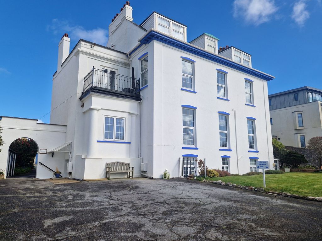 Property photo 1 of 7