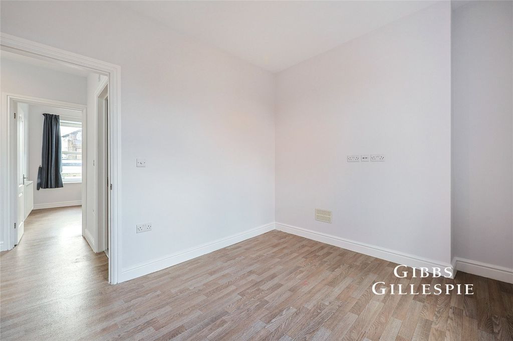 Property photo 2 of 12 Picture No. 04