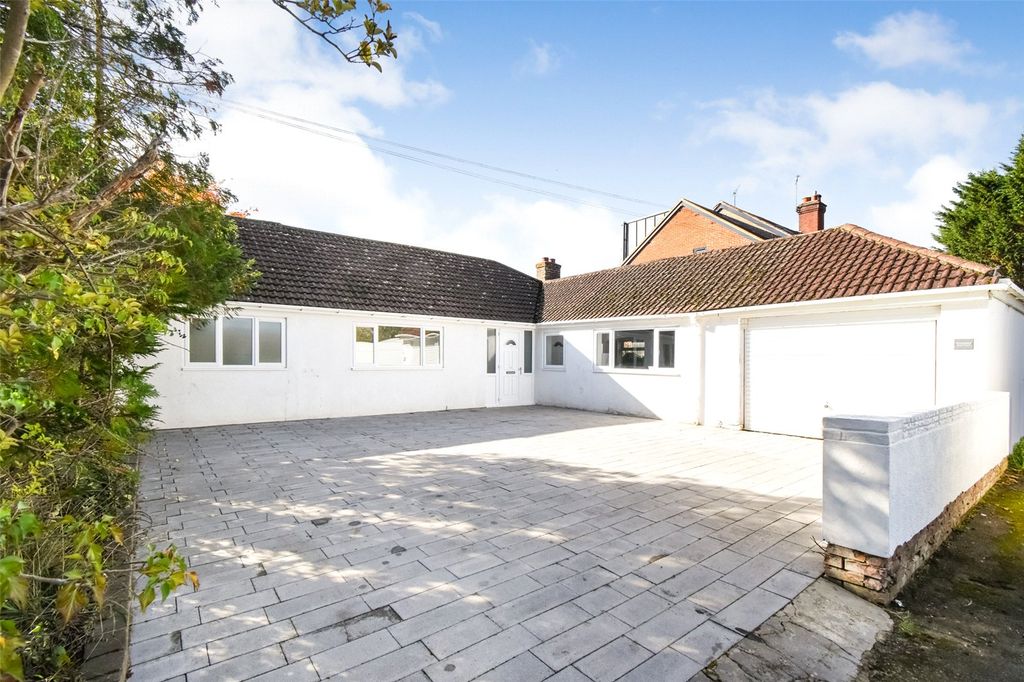 Property photo 1 of 19 Picture No. 01