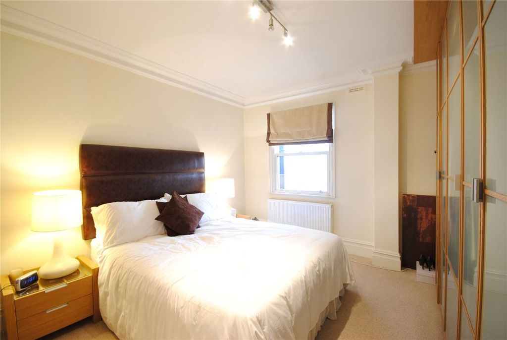 Property photo 2 of 5