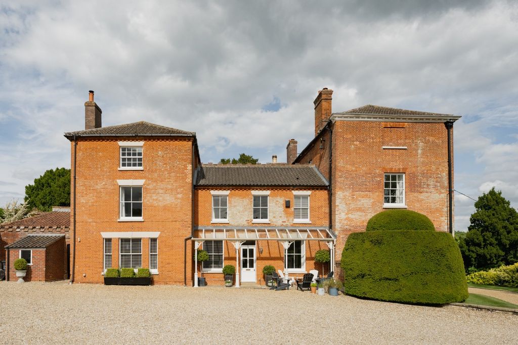 Property photo 2 of 32 Picture No. 71