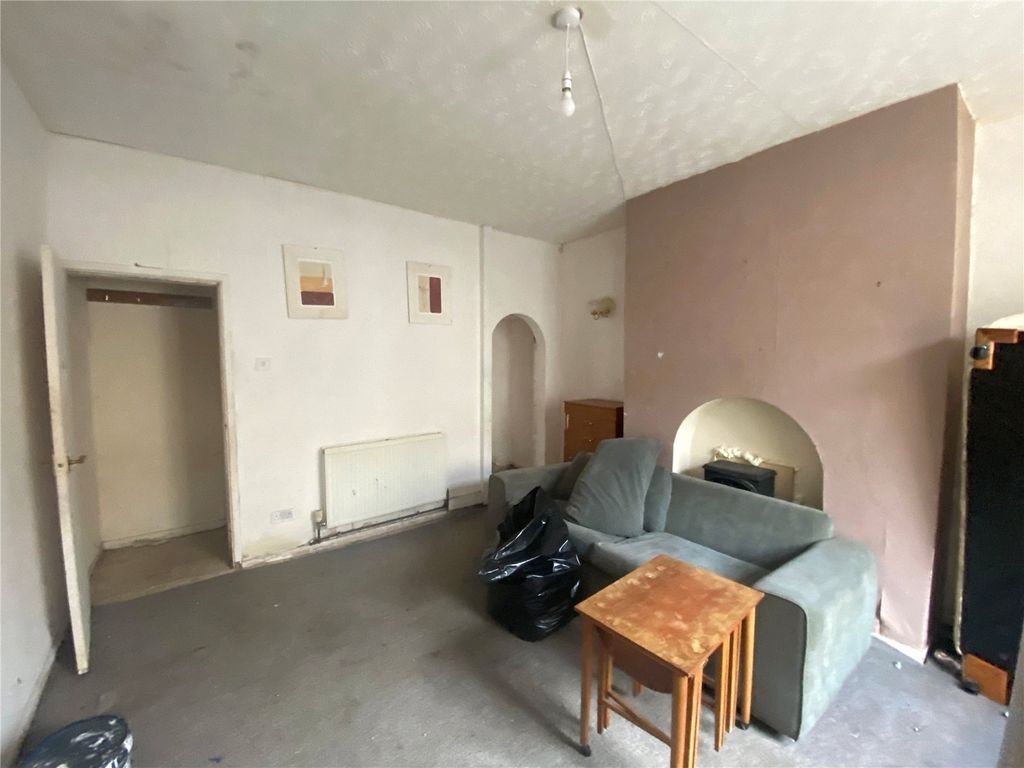 Property photo 2 of 9 Living Room