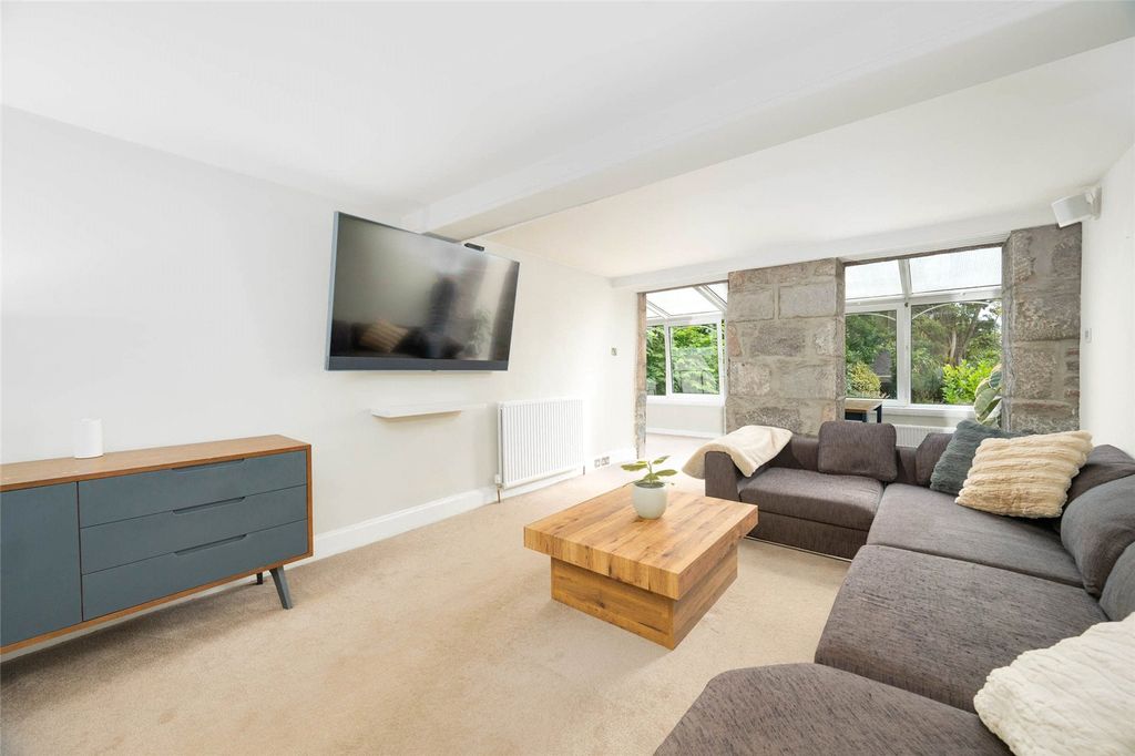 Property photo 3 of 26 Forest Road 10