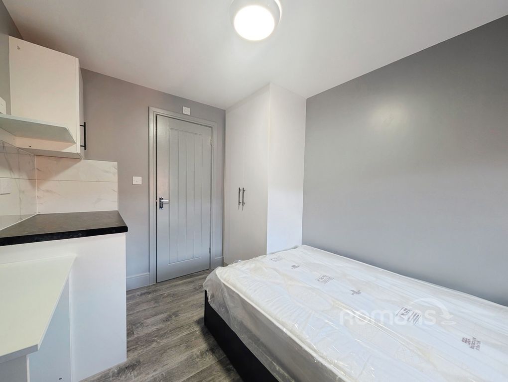 Property photo 1 of 4 Pbox-Img.Jpg