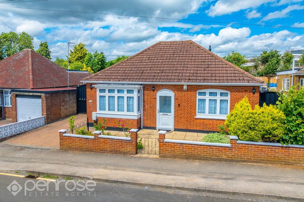 Property photo 1 of 20 4207870
