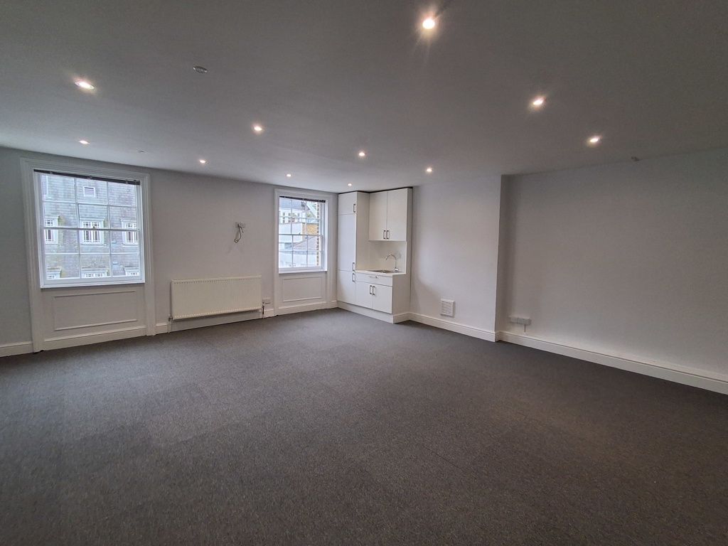 Property photo 3 of 4 Photo 9