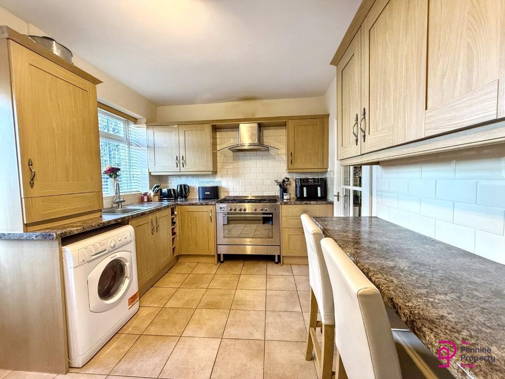 Property photo 3 of 16 Img_9781.Jpg