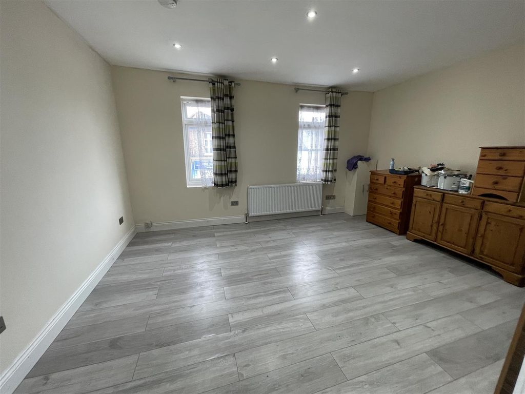 Property photo 3 of 8 Img_6987.Jpg