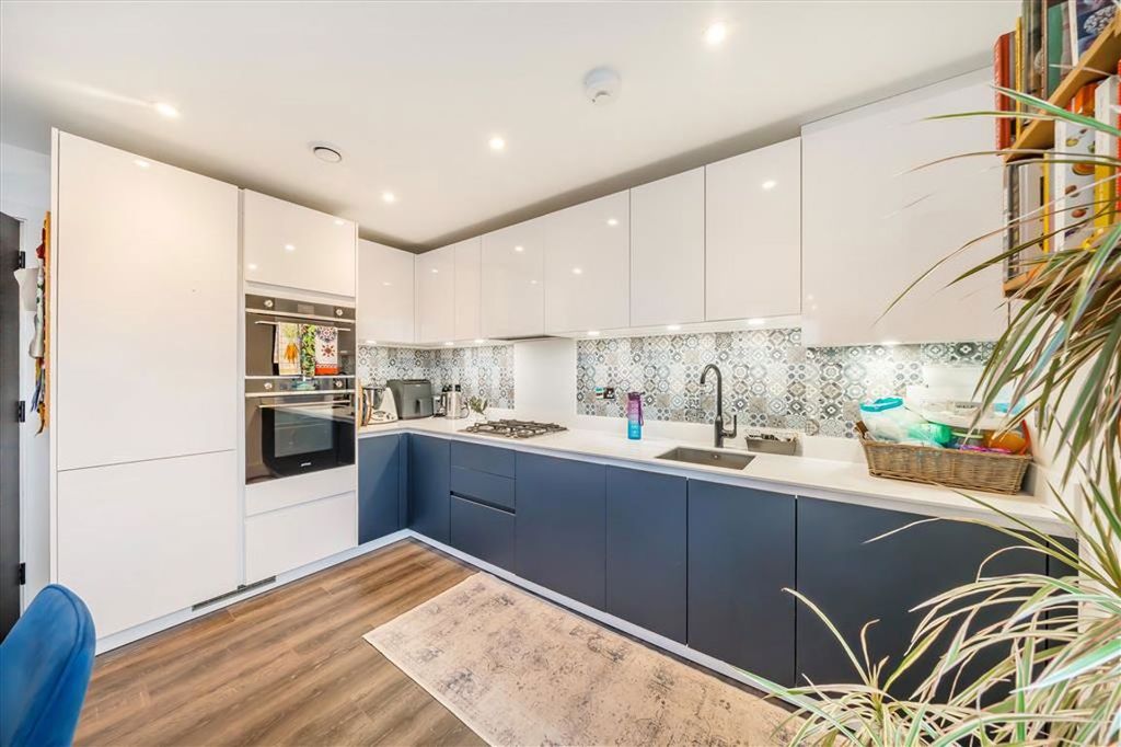 Property photo 3 of 8