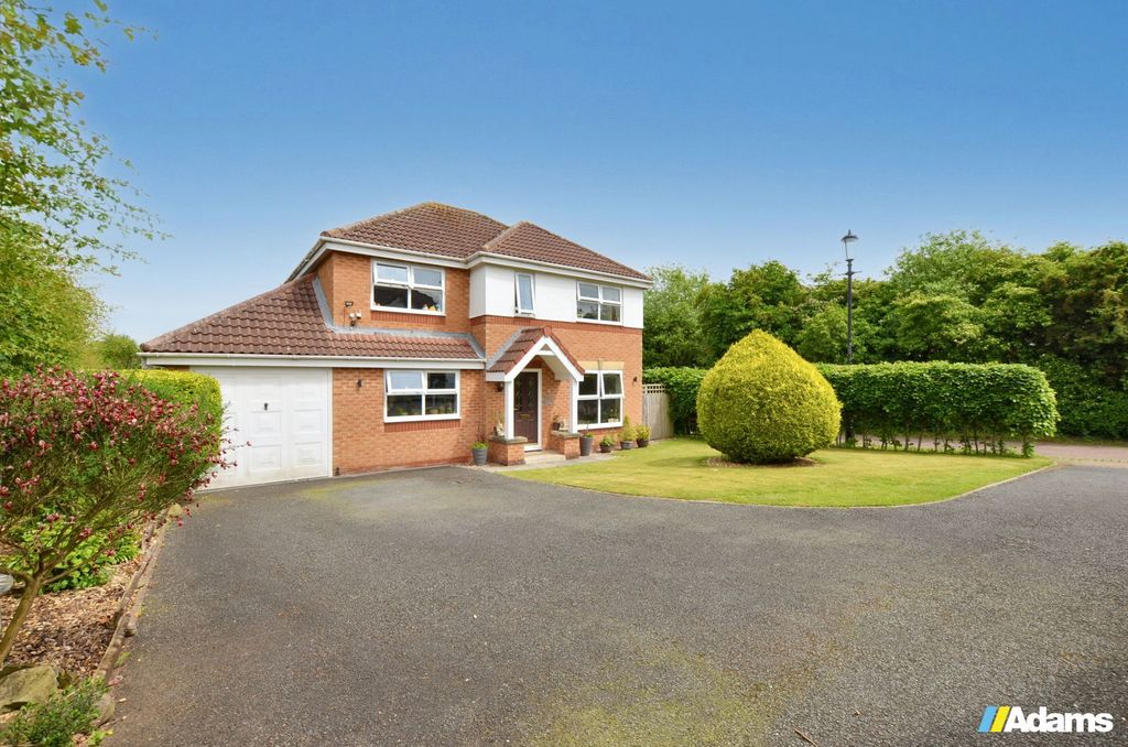 Property photo 1 of 28