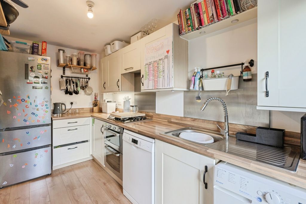 Property photo 2 of 21 Pbox-Img.Jpg