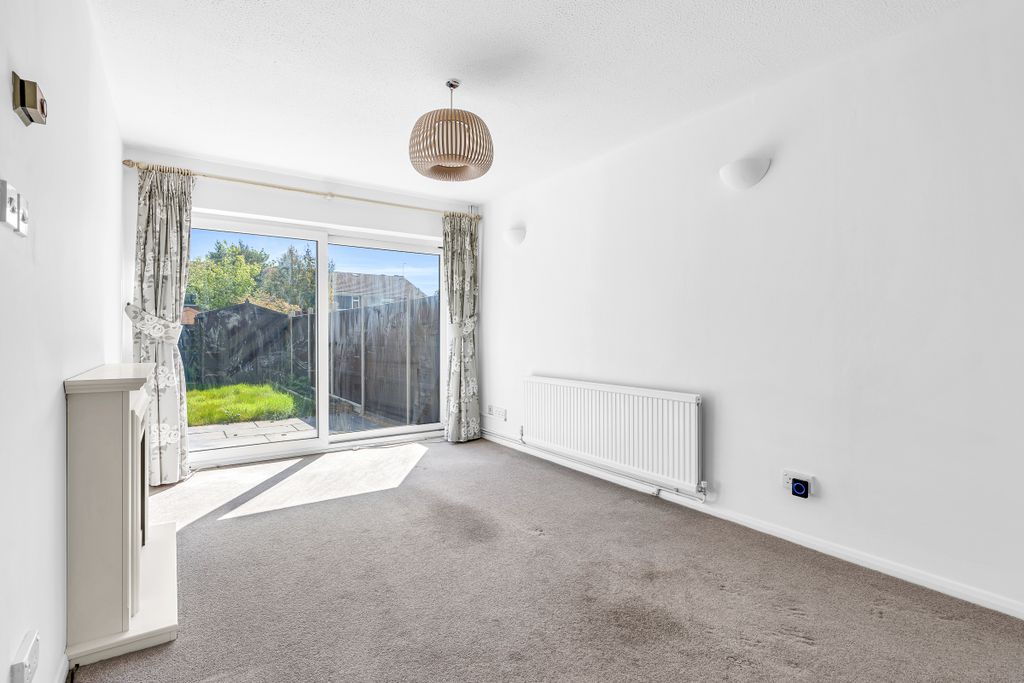 Property photo 2 of 22
