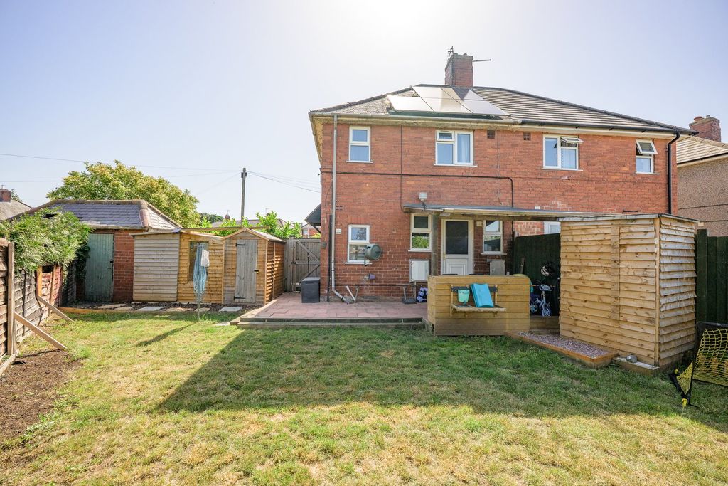 Property photo 1 of 21