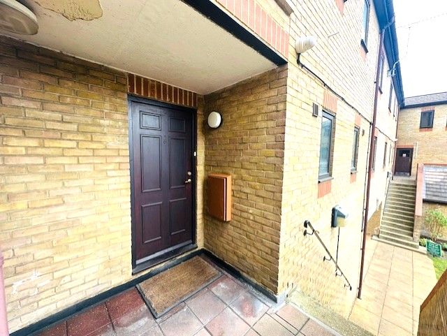 Property photo 2 of 3