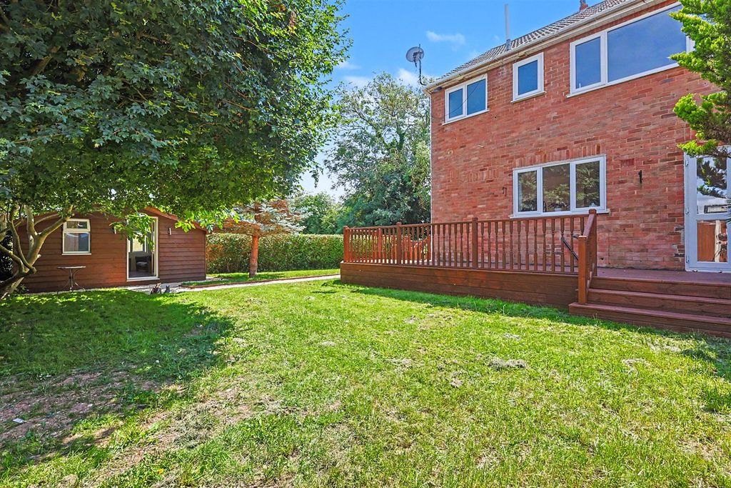 Property photo 3 of 22