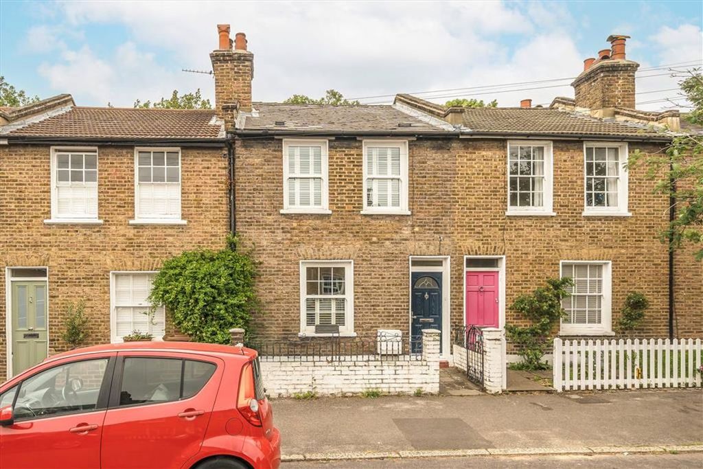 Property photo 1 of 12