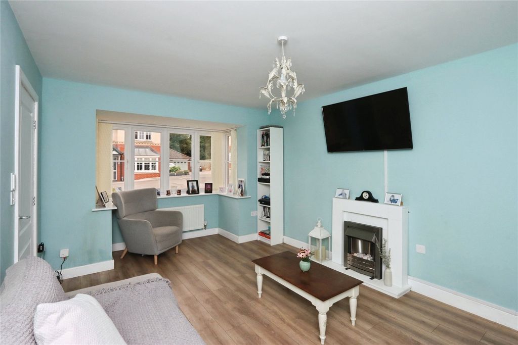 Property photo 2 of 22 Picture No. 51