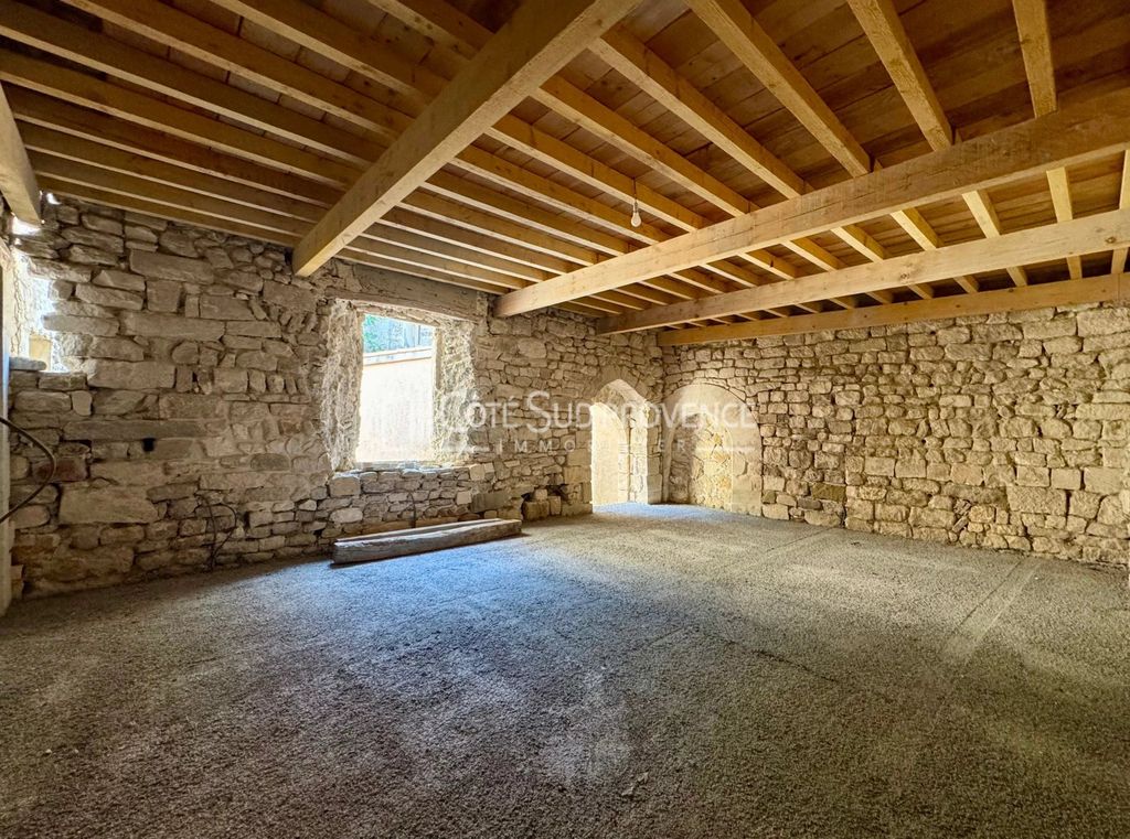 Property photo 1 of 23 Manor Property Of Venasque