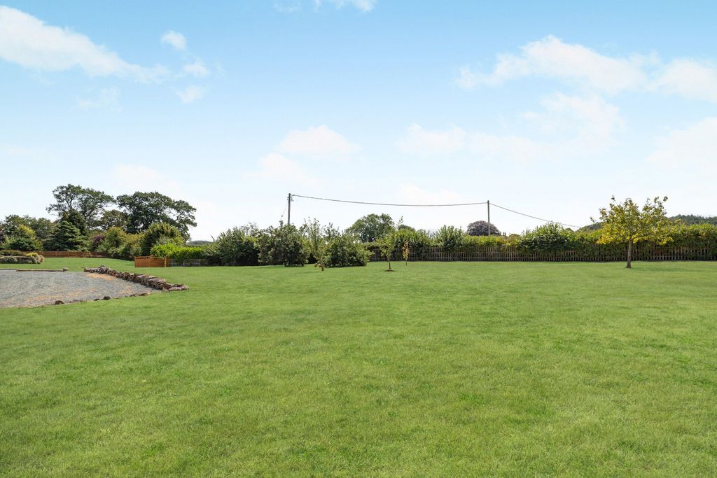 Property photo 3 of 50