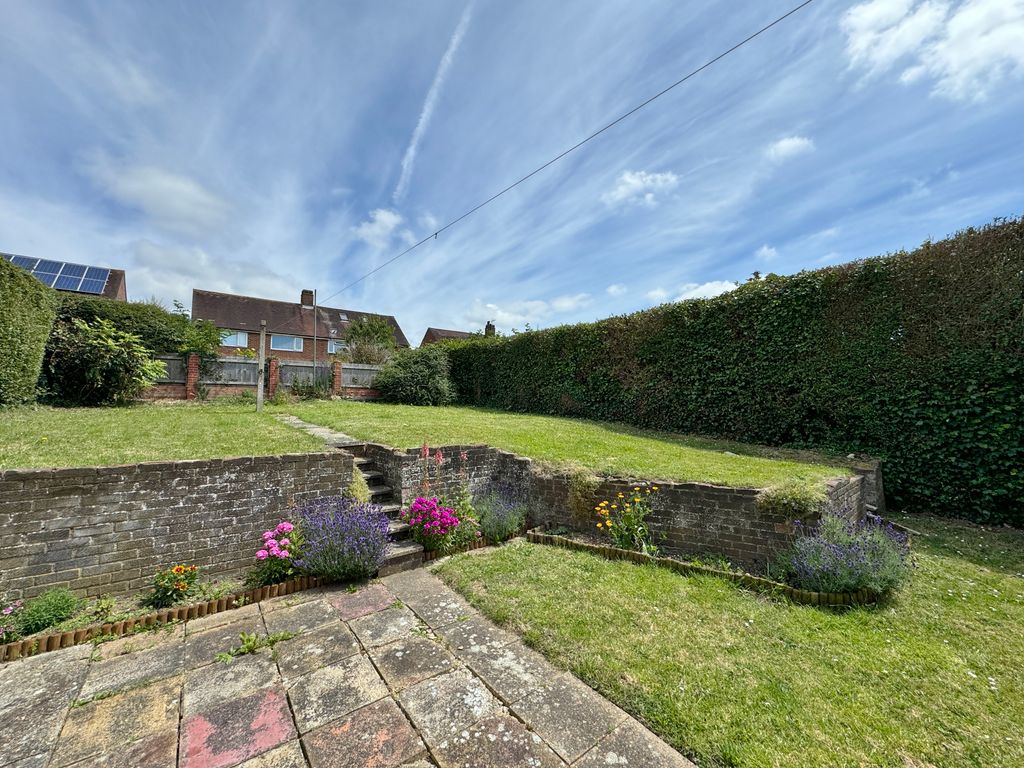 Property photo 2 of 21