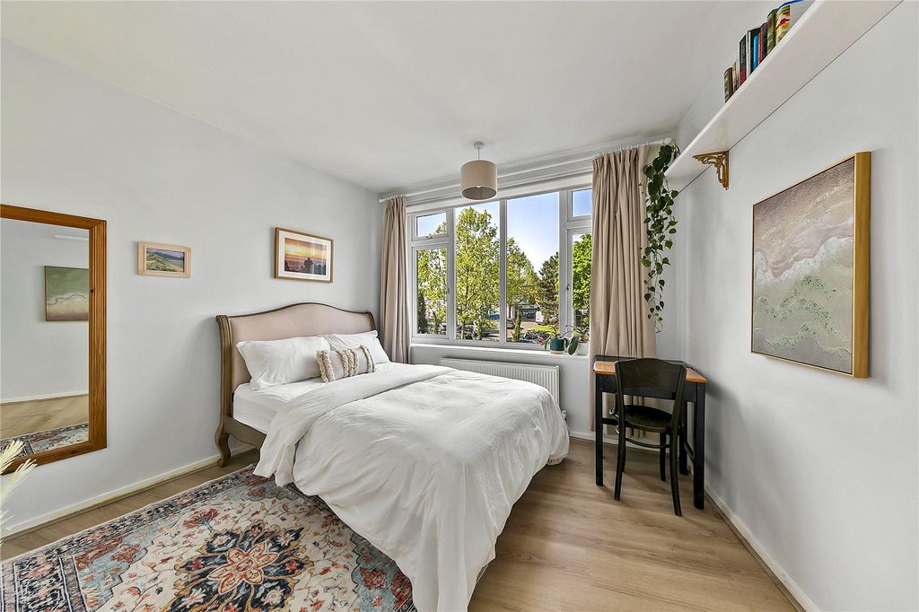 Property photo 2 of 12 Picture No. 08