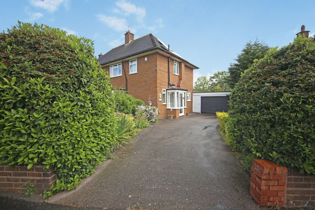 Property photo 1 of 19