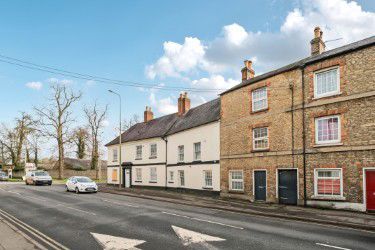 Property photo 2 of 20