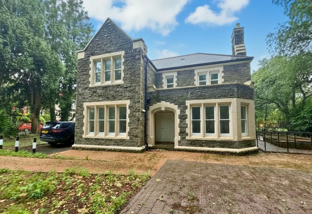 Property photo 1 of 9 Pic 32 - Roath Park House V4.Jpg