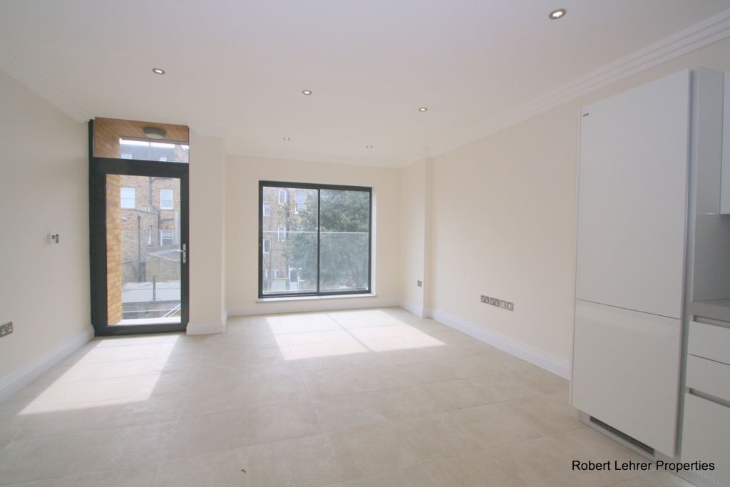 Property photo 2 of 7 Photo 2