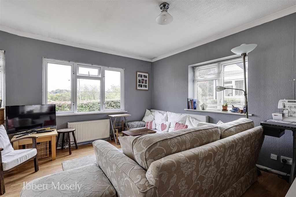 Property photo 2 of 17 6 Reception Room.Jpg