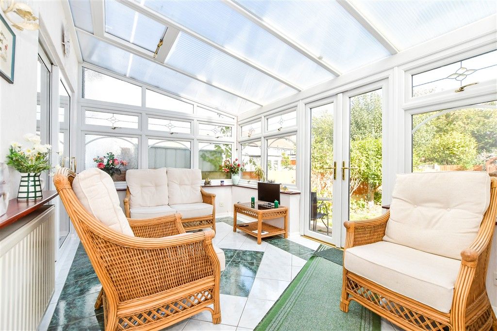 Property photo 3 of 12 Conservatory