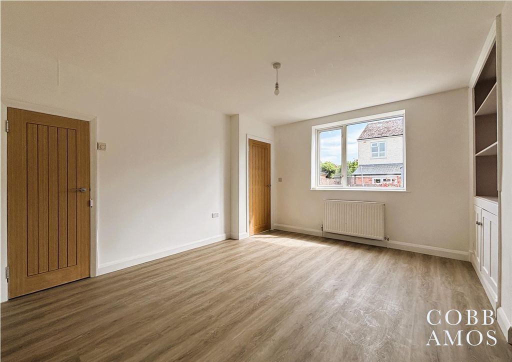 Property photo 2 of 17 High-Res-Adp14.Jpg