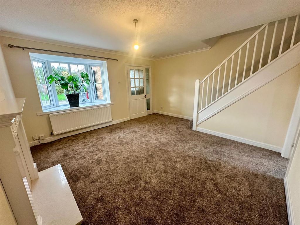 Property photo 3 of 13 Living Room