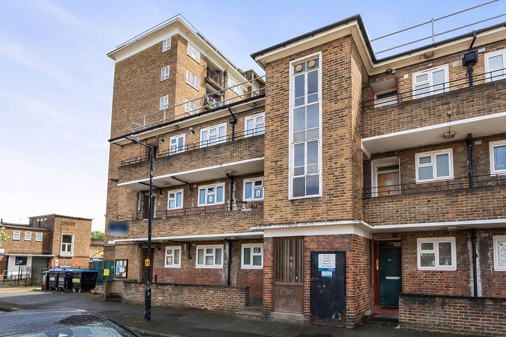 Property photo 1 of 13 1458983-2-6A0472c...